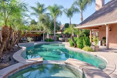 Exterior - 2541 Mooneyham Ct, Turlock, CA 95382 photo 17 of 24