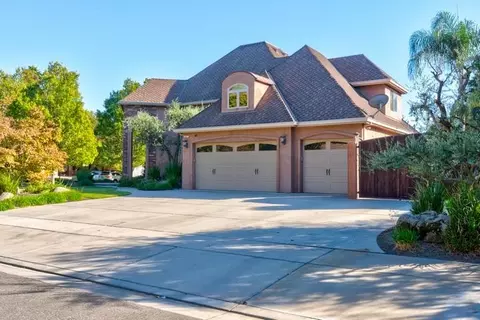 Exterior - 2541 Mooneyham Ct, Turlock, CA 95382 photo 9 of 24