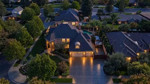 View/Area - 2541 Mooneyham Ct, Turlock, CA 95382 photo 6 of 7