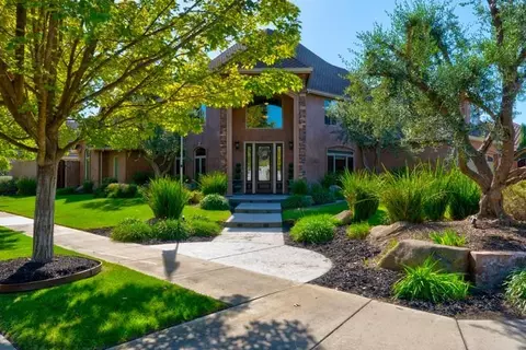 Exterior - 2541 Mooneyham Ct, Turlock, CA 95382 photo 3 of 24