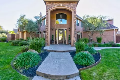 Exterior - 2541 Mooneyham Ct, Turlock, CA 95382 photo 11 of 24