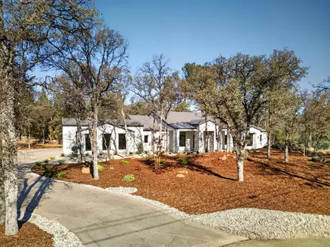 Exterior - 3785 Kelso Ct, Auburn, CA 95602 photo 9 of 14