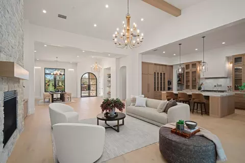 Living - 3785 Kelso Ct, Auburn, CA 95602 photo 1 of 3