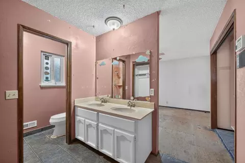 Bath - 3550 Eagle View Dr, Cameron Park, CA 95682 photo 2 of 4