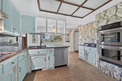 Kitchen - 3550 Eagle View Dr, Cameron Park, CA 95682 photo 1 of 8