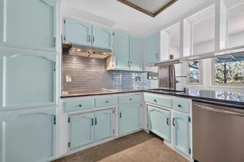 Kitchen - 3550 Eagle View Dr, Cameron Park, CA 95682 photo 3 of 8