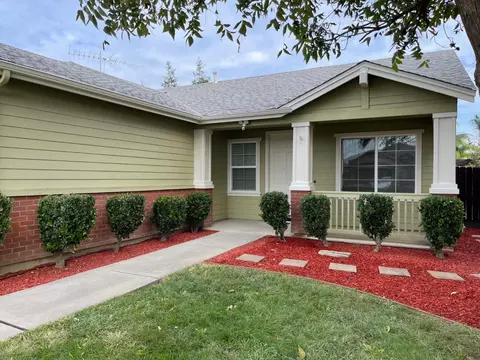 Exterior - 161 Mariposa St, Madera, CA 93638 photo 4 of 18