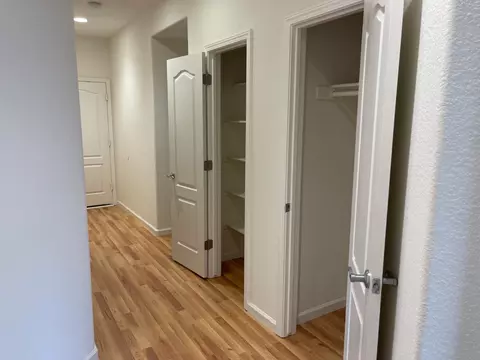 Entry Way - 161 Mariposa St, Madera, CA 93638 photo 1 of 3