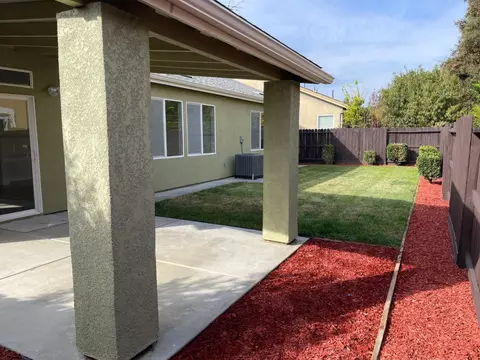 Exterior - 161 Mariposa St, Madera, CA 93638 photo 14 of 18