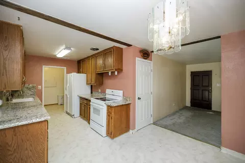 Kitchen - 1531 Brannon Ave, Modesto, CA 95350 photo 1 of 3