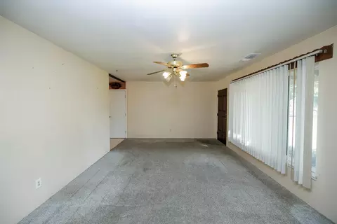 Living - 1531 Brannon Ave, Modesto, CA 95350 photo 4 of 4