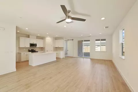 Living - 2183 Appalachian Ave, Manteca, CA 95337 photo 3 of 3