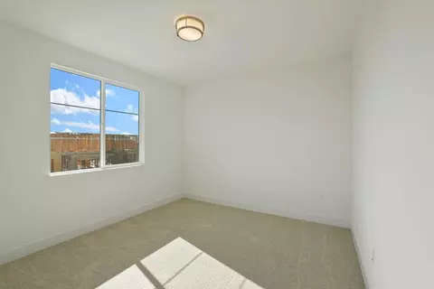 Bedroom - 2183 Appalachian Ave, Manteca, CA 95337 photo 9 of 11