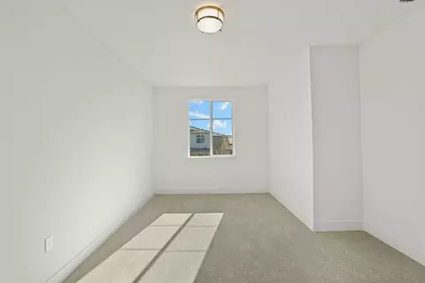 Bedroom - 2183 Appalachian Ave, Manteca, CA 95337 photo 5 of 11