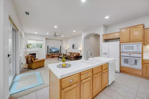 Kitchen - 299 Calypso Beach Dr, Copperopolis, CA 95228 photo 7 of 9