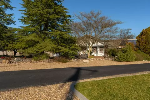 1385 Saddleback Dr, San Andreas, CA 95249