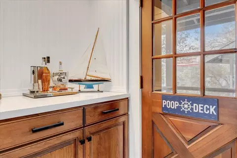 Entry Way - 870 Bret Harte Dr, Copperopolis, CA 95228 photo 6 of 8