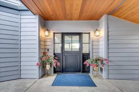 Entry Way - 870 Bret Harte Dr, Copperopolis, CA 95228 photo 3 of 8