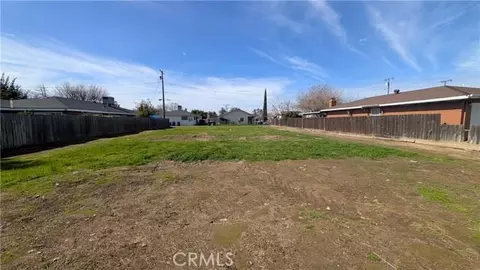 1114 Sierra, Madera, CA 93638 photo 4