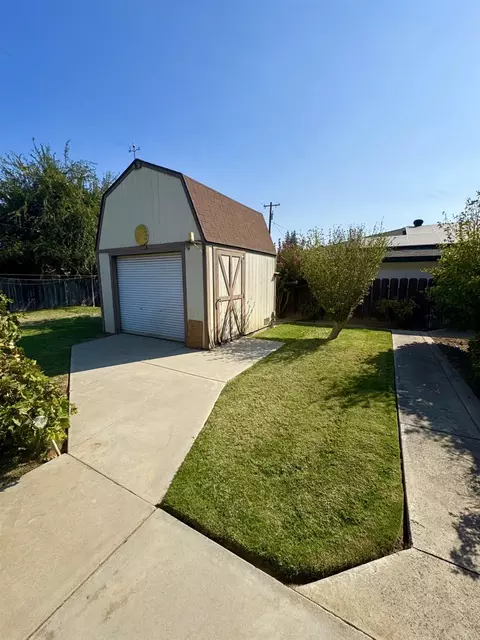 2825 Westgate Dr, Madera, CA 93637 photo 18