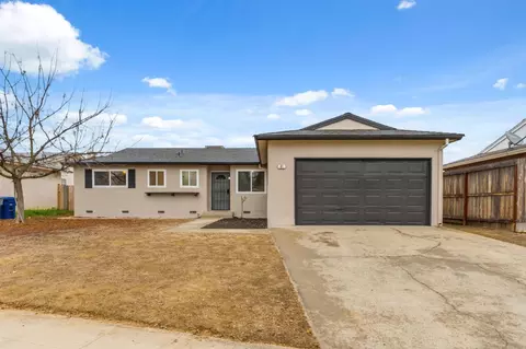 61 W Richert Ave, Clovis, CA 93612 photo 1