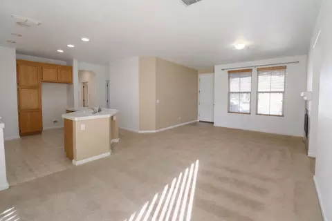 924 Stanford Ave, Madera, CA 93637 photo 10