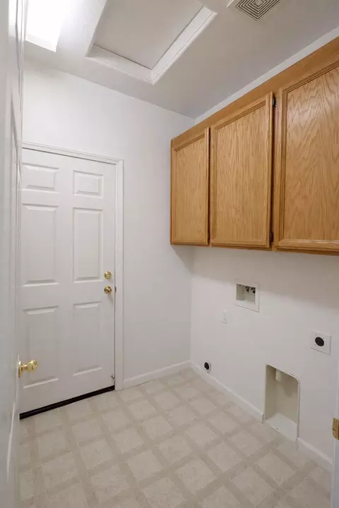 924 Stanford Ave, Madera, CA 93637 photo 11