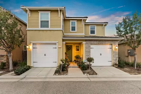 3523 Luminary Way, Clovis, CA 93619 photo 1