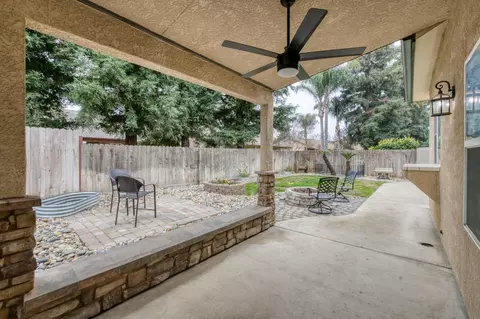 1015 E Chestnut Ct, Visalia, CA 93292 photo 33