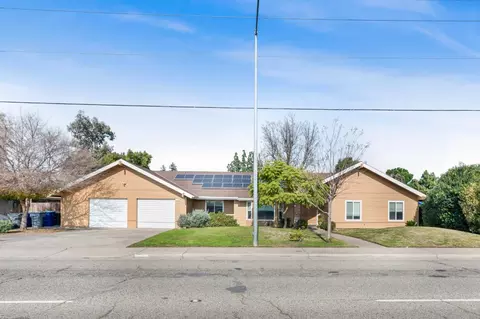 735 W Bullard Ave, Clovis, CA 93612 photo 1