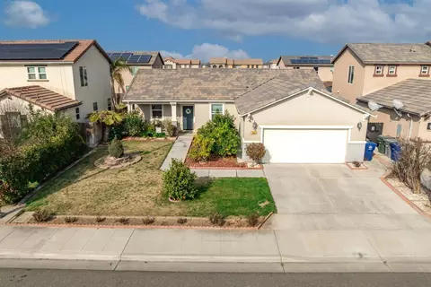 1467 Linda Mesa Dr, Madera, CA 93638 photo 1