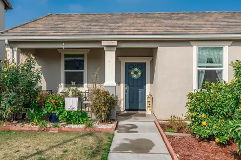 1467 Linda Mesa Dr, Madera, CA 93638 photo 3
