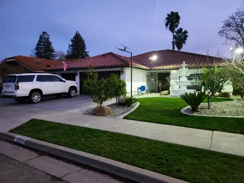 2520 Meadowrest Way, Madera, CA 93637 photo 1