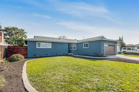 1521 Stanford Ave, Clovis, CA 93611 photo 3