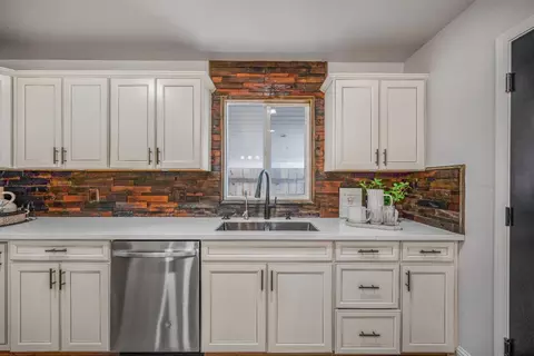 1521 Stanford Ave, Clovis, CA 93611 photo 9