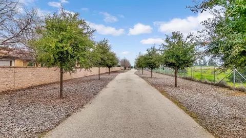 3940 Chessa Ln, Clovis, CA 93619 photo 37
