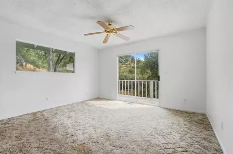 38758 Aster Ln, Yokuts Valley, CA 93675
