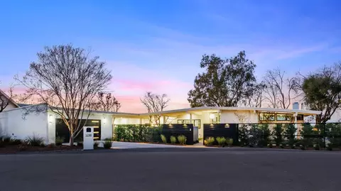 1230 W Moraga Rd, Fresno, CA 93711
