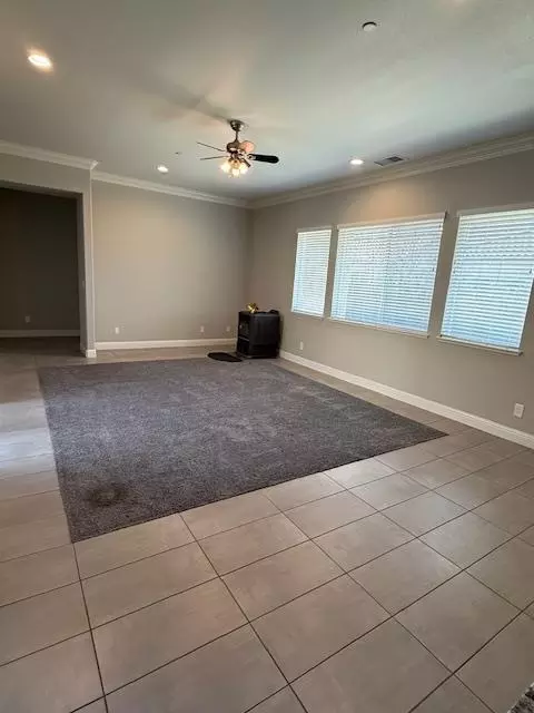 4234 Alamos Ave, Clovis, CA 93619 photo 2