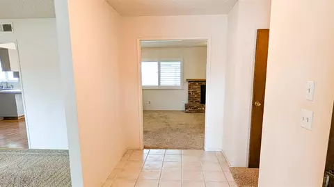 409 Shannon Ave, Madera, CA 93637 photo 3