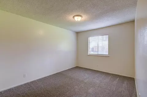 131 N Terry Ave, Clovis, CA 93612 photo 24