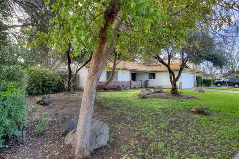 131 N Terry Ave, Clovis, CA 93612 photo 31