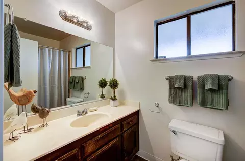 131 N Terry Ave, Clovis, CA 93612 photo 28