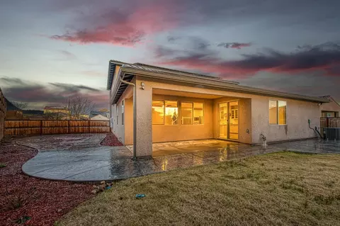 4338 Monarch Pl, Madera, CA 93636 photo 5