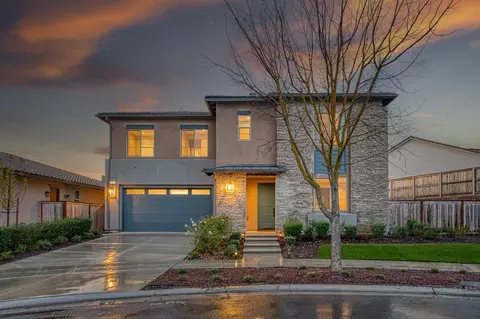 4338 Monarch Pl, Madera, CA 93636 photo 8