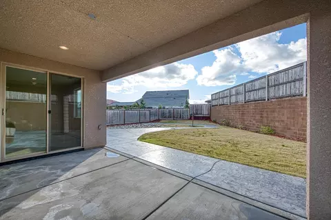4338 Monarch Pl, Madera, CA 93636 photo 6