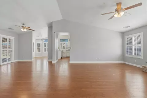 3207 Juniper Ct, Hanford, CA 93230 photo 4