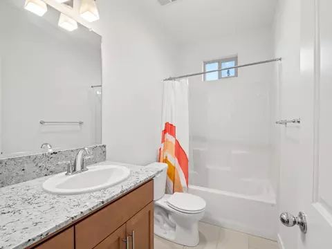 673 Redrock Dr, Madera, CA 93636 photo 10