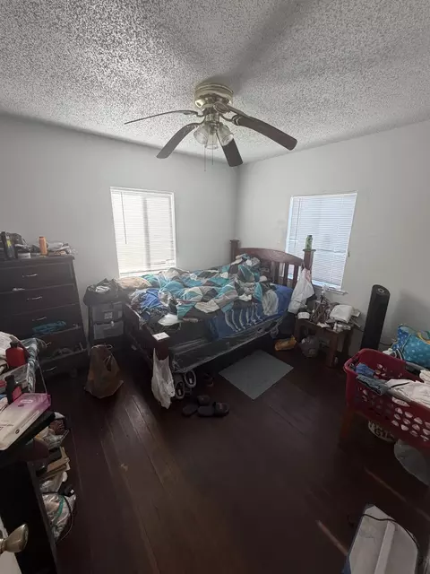 930 Sierra St, Madera, CA 93638 photo 11
