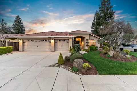 2168 E Powers Ave, Fresno, CA 93720 photo 1